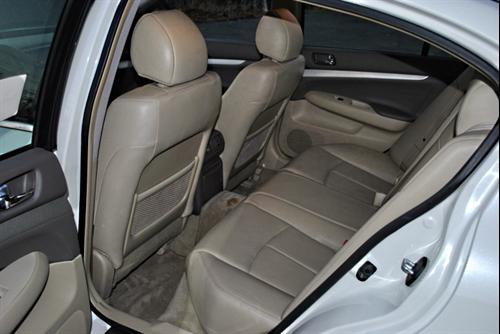 Infiniti G35 2007 photo 2