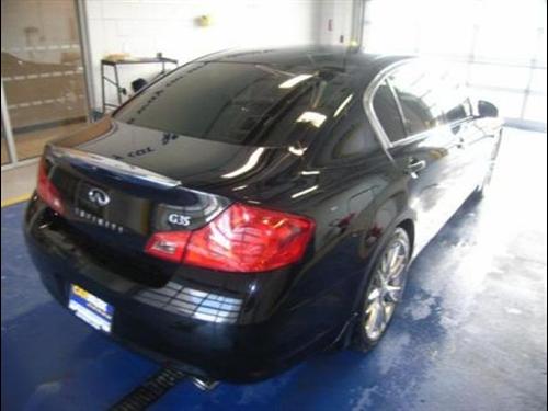 Infiniti G35 2007 photo 4