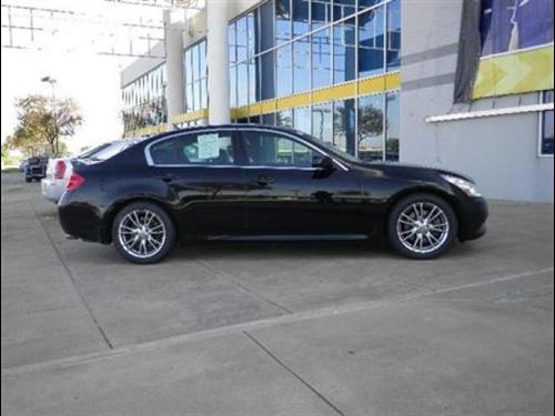 Infiniti G35 2007 photo 3