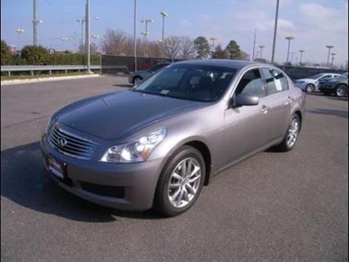 Infiniti G35 2007 photo 2