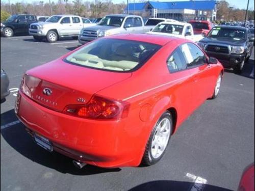 Infiniti G35 2007 photo 4