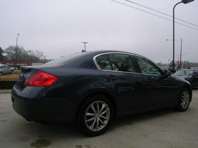 Infiniti G35 2007 photo 4