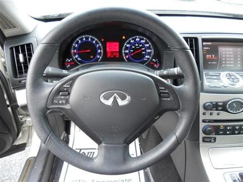 Infiniti G35 2007 photo 4