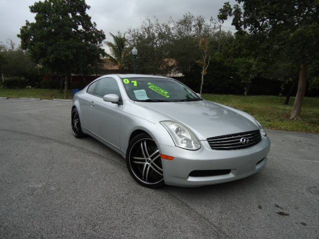 Infiniti G35 Base Coupe