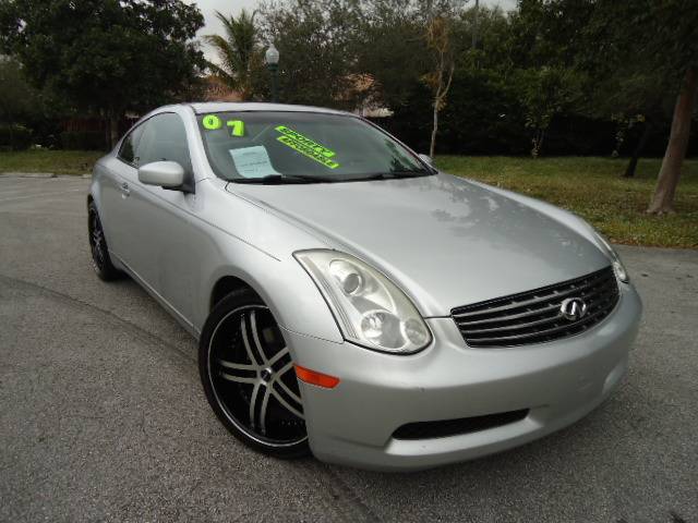Infiniti G35 2007 photo 1