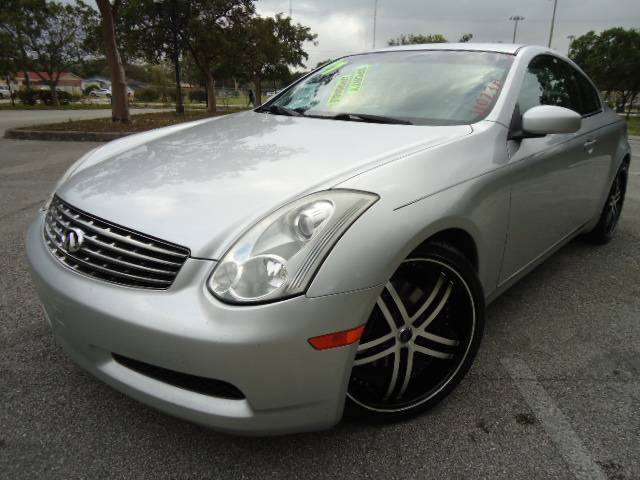 Infiniti G35 2007 photo 4