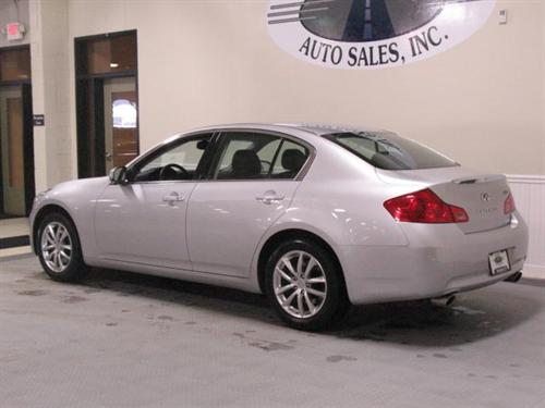 Infiniti G35 2007 photo 2