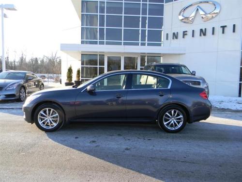 Infiniti G35 2007 photo 3