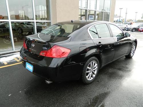 Infiniti G35 2007 photo 2