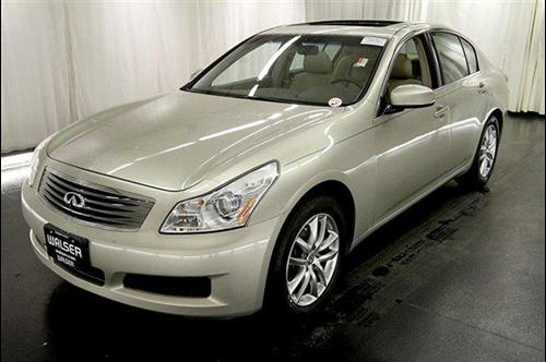 Infiniti G35 2007 photo 1
