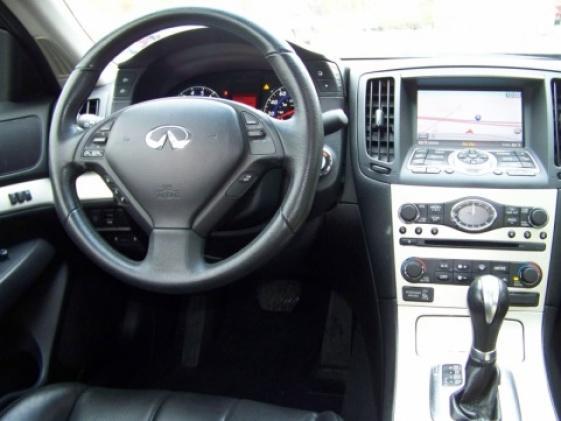 Infiniti G35 2007 photo 2