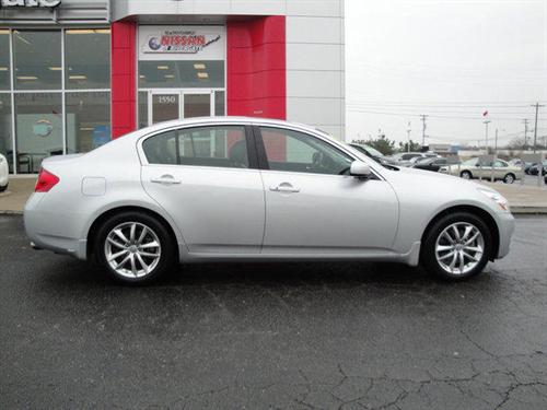Infiniti G35 2007 photo 1