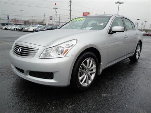 Infiniti G35 2007 photo 3