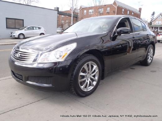 Infiniti G35 2007 photo 2