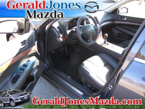 Infiniti G35 2007 photo 3