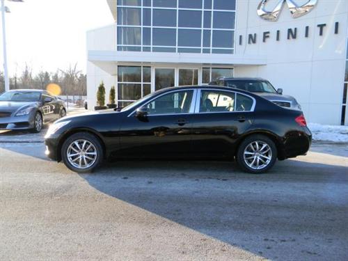 Infiniti G35 2007 photo 4