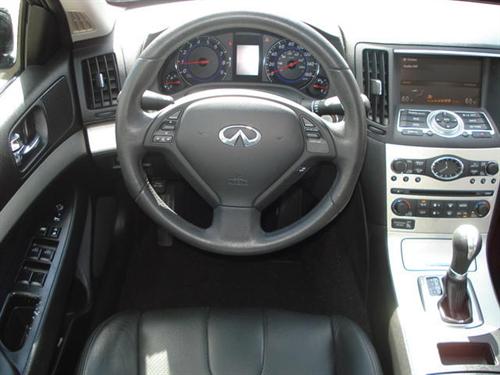 Infiniti G35 2007 photo 2
