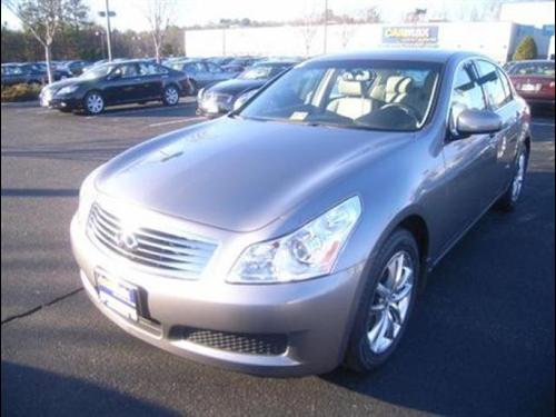 Infiniti G35 2007 photo 2