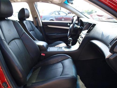 Infiniti G35 2007 photo 2