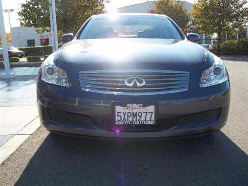 Infiniti G35 2007 photo 2