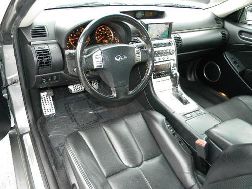 Infiniti G35 2007 photo 4