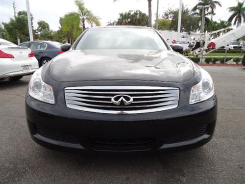 Infiniti G35 2007 photo 2