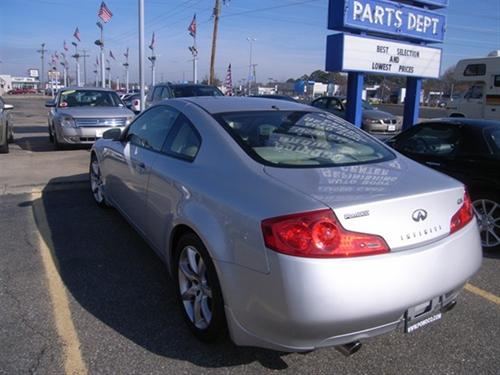 Infiniti G35 2007 photo 2