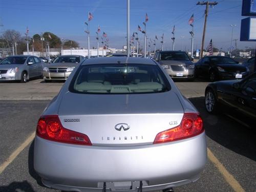 Infiniti G35 2007 photo 3