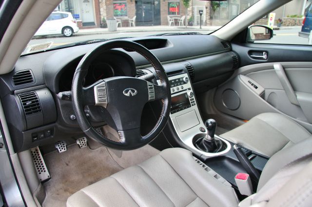 Infiniti G35 2007 photo 4