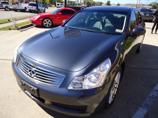 Infiniti G35 2007 photo 2