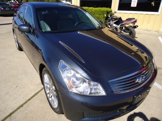 Infiniti G35 2007 photo 4