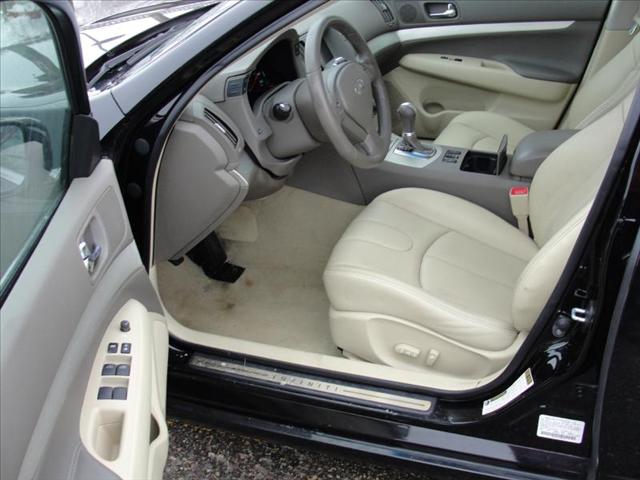 Infiniti G35 2007 photo 1