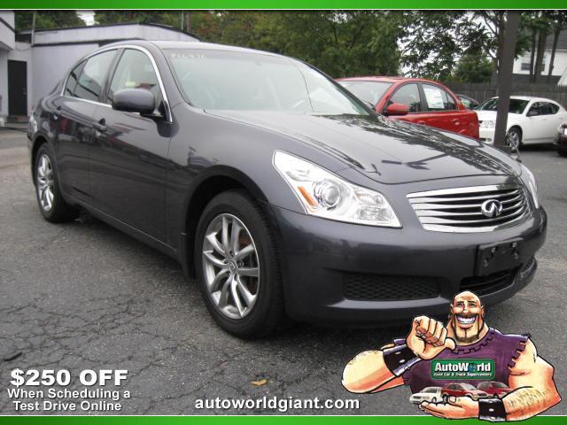 Infiniti G35 2007 photo 3