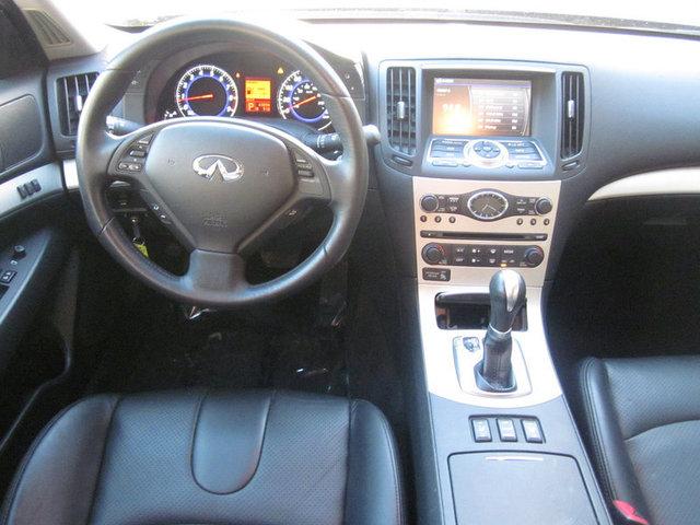 Infiniti G35 2007 photo 4