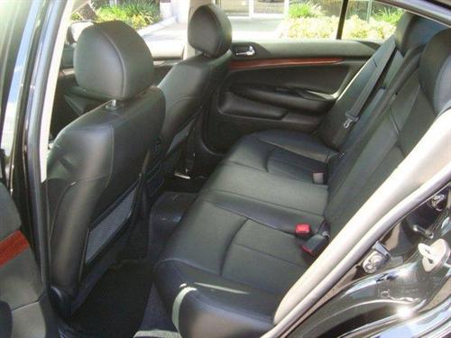 Infiniti G35 2008 photo 3