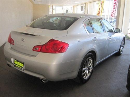 Infiniti G35 2008 photo 1