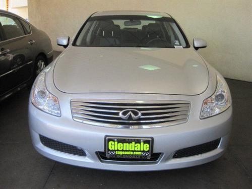 Infiniti G35 2008 photo 4