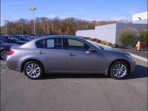 Infiniti G35 2008 photo 3