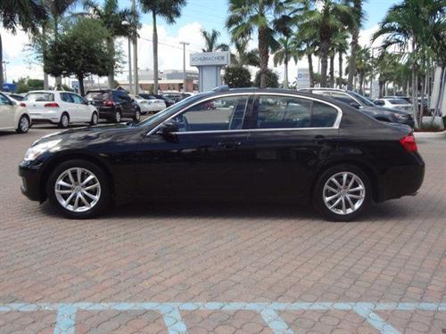 Infiniti G35 2008 photo 1