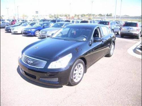 Infiniti G35 2008 photo 2