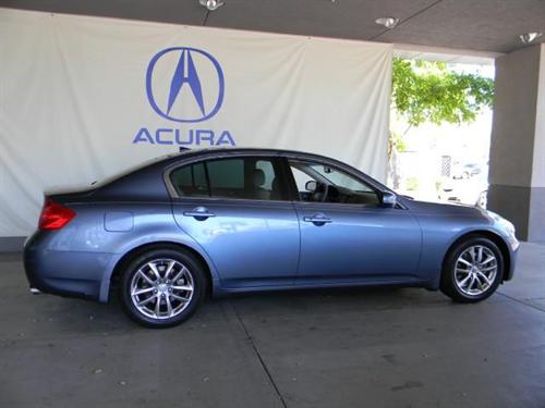 Infiniti G35 2008 photo 4