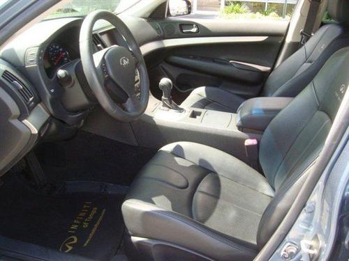 Infiniti G35 2008 photo 2