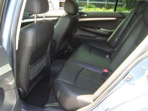 Infiniti G35 2008 photo 3