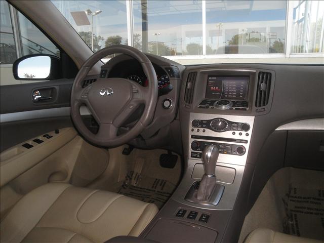 Infiniti G35 2008 photo 3