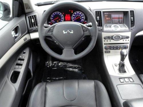 Infiniti G35 2008 photo 4