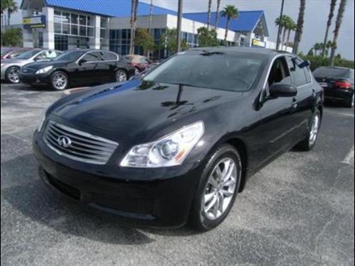 Infiniti G35 2008 photo 2