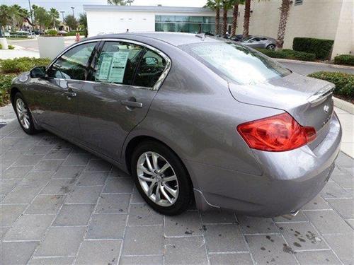 Infiniti G35 2008 photo 4