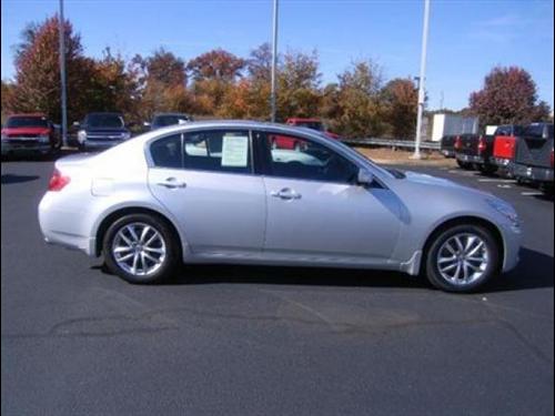 Infiniti G35 2008 photo 3