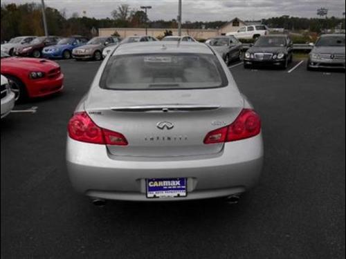 Infiniti G35 2008 photo 3