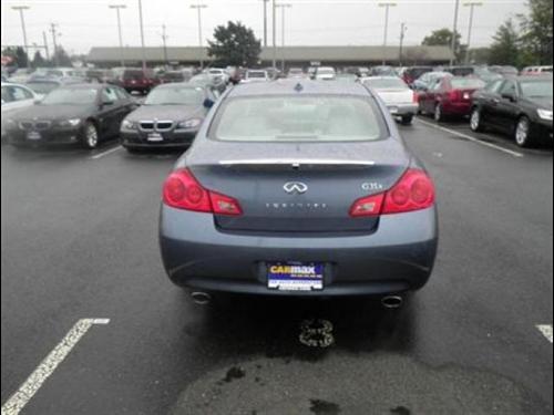 Infiniti G35 2008 photo 3